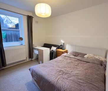 2 Bed Flat, Cross Street, N1 - Photo 1