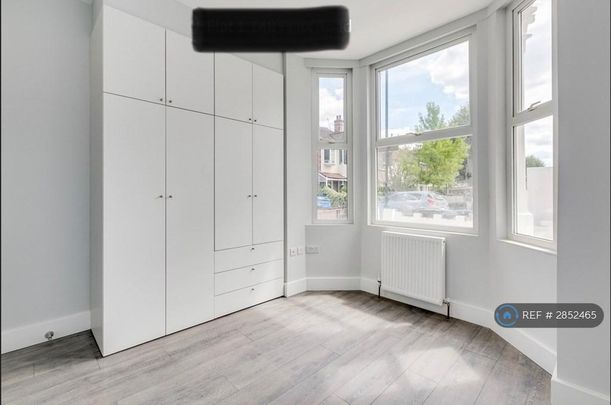 2 bedroom maisonette to rent - Photo 1