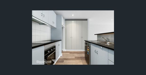 Spacious and Full of Surprises - 2 Bedroom Ground Floor Apartment... - Photo 1