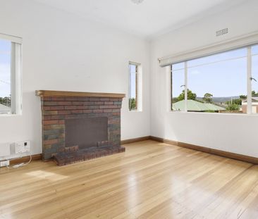 LOCATION, CONVENIENCE & SUNSHINE - Photo 1