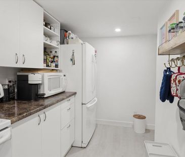 For Lease - 667 Wickens Avenue Unit# Lower, Burlington, Ontario - Photo 2