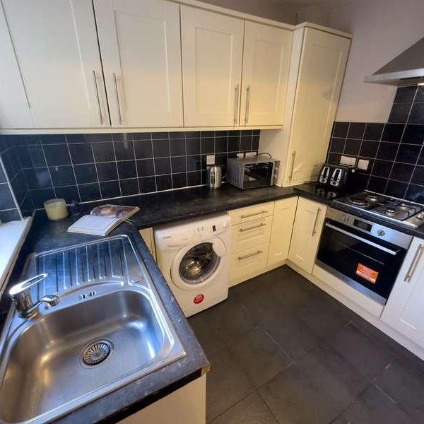 Empress Road, L7 - Photo 1