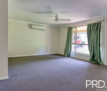 Beautiful 3 Bedroom Goonellabah Home - Photo 2