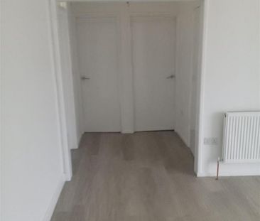 2 bedroom property to rent - Photo 1