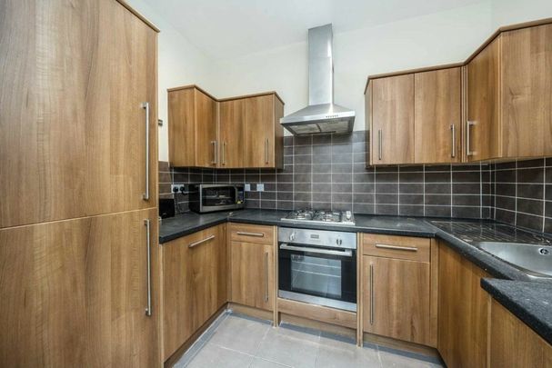 Regina Road, Finsbury Park, N4 - Photo 1