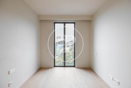 Flat for rent on Ràfols Street - Photo 3