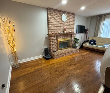 For Lease - 1516 Stoneybrook Trail, Oakville, Ontario - Photo 2