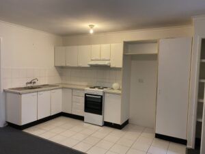 2/4 Dalpura Street, Surfers Paradise QLD 4217 - Photo 3