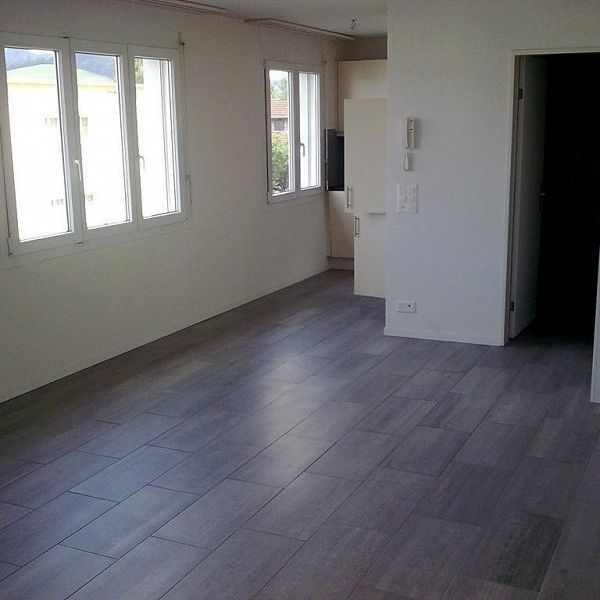 Moderne 1.5-Zimmerwohnung - Photo 1