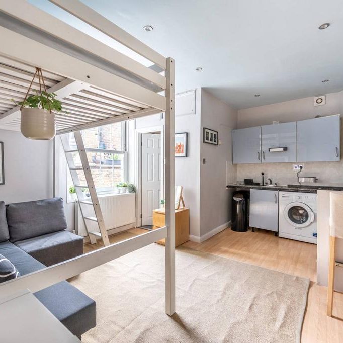 Studio to rent - Photo 1