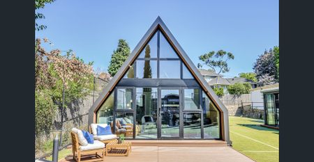 Stunning Loft-Style Unit with Large Playground and Sunroom - Photo 5