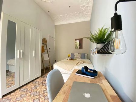 Carrer de Còrsega, Barcelona, Catalonia 08008 - Photo 3