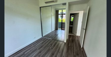 130m2 north facing 2b2b corner position timber floor, privacy and water view - Photo 2