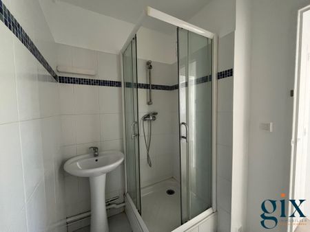 Location Appartement 3 pièces 62m² GRENOBLE 38100 - Photo 2
