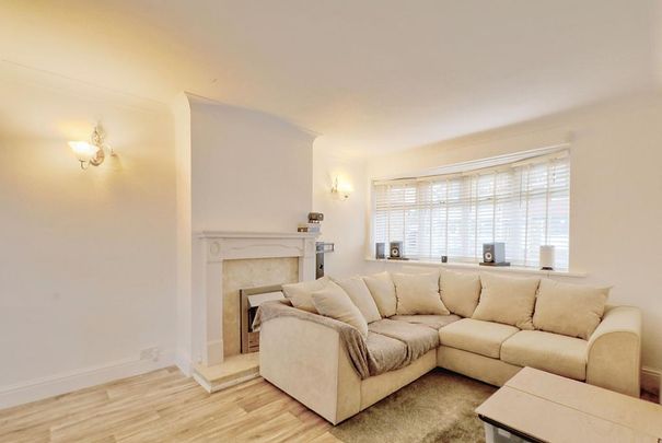 3 bedroom terraced house to rent - Photo 1