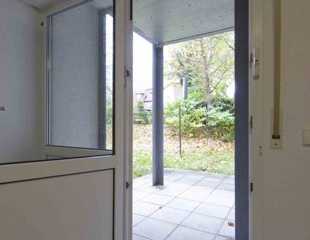 Singles aufgepasst: Kleines Appartment mit Terasse im Erdgeschoss - Foto 1