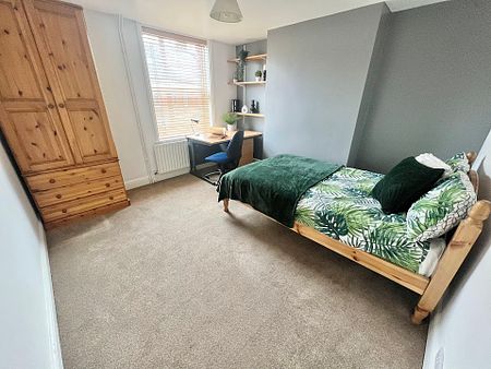5 Bedrooms, 89 Gulson Road – Student Accommodation Coventry - Photo 4