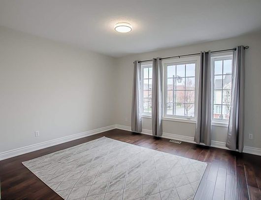 For Lease - 1070 Cumming Boulevard, Milton, Ontario - Photo 1