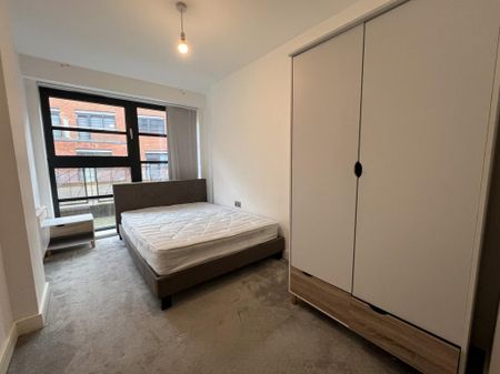 2 bedroom flat to rent - Photo 4