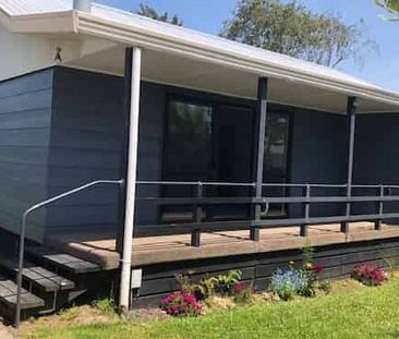 Walking distance to Papakura township and train station - Photo 4