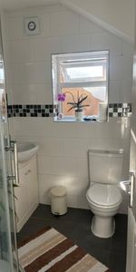 Room in a Shared House, Norbury Crescent, SW16 - Photo 4