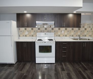 For Lease - 7435 Saint Barbara Boulevard, Mississauga, Ontario - Photo 6