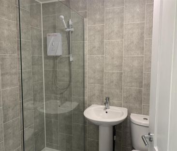 1 bedroom semi-detached bungalow to rent - Photo 4