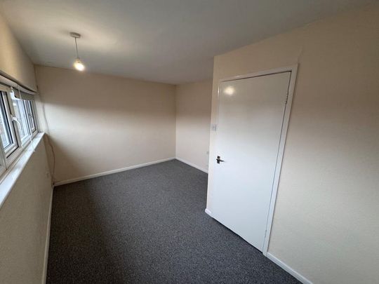 2 bedroom maisonette to rent - Photo 1