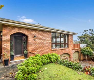 Close to Aquatic Centre and Walking Tracks - Photo 5