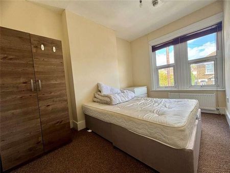 Kenilworth, Speke Road, Thornton Heath, CR7 - Photo 4