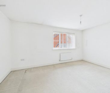 4 bedroom detached house to rent - Photo 4