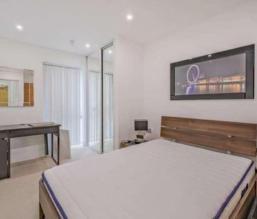 New Century House, Canning Town, E16 - Photo 4