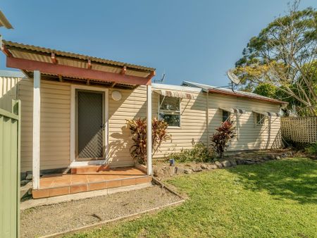 One Bedder in Wingham - Photo 5