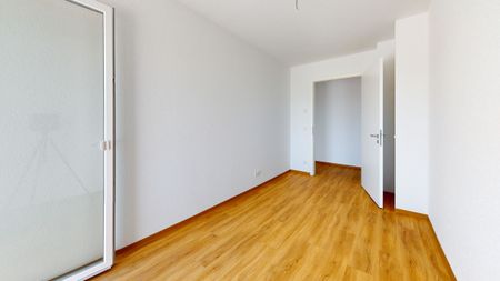 Einzigartiges Wohngefühl in Emmerich: Luxuriöse Neubauwohnung mit exklusiver Dachterrasse und Privatsphäre im 3. Obergeschoss! - Foto 4