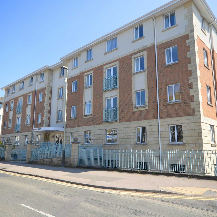 FlatApartment to rent in Sheldons Court, Winchcombe Street, Cheltenham, GL52 - Photo 1