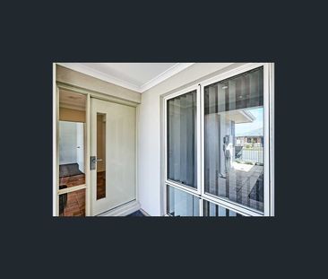 74 Yellowwood Avenue, Piara Waters, WA 6112 - Photo 3