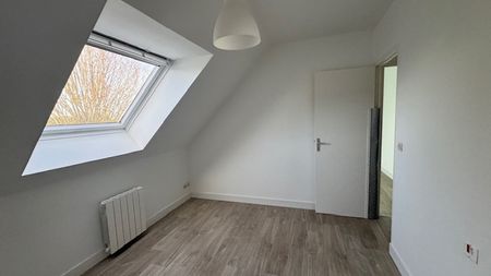 Location Maison 5 pièces 106m² PITHIVIERS 45300 - Photo 2