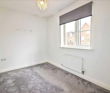 3 bedroom semi-detached house to rent - Photo 6