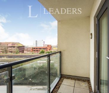 1 bedroom flat to rent - Photo 2