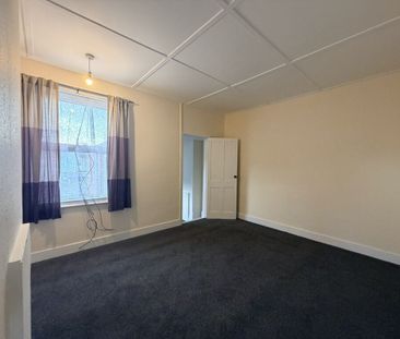 Norwich Road, Lowestoft - Photo 2