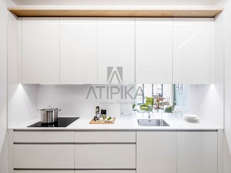 Apartamento de alquiler temporal exclusivo en la zona alta, Barcelona - Photo 2