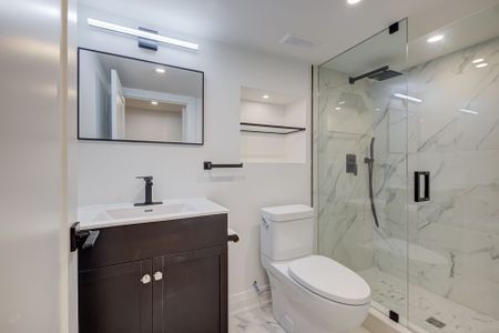 For Lease - 8 First Avenue Unit# Lower, Toronto, Ontario - Photo 3
