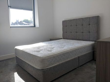 Apartment to rent on - Photo 2