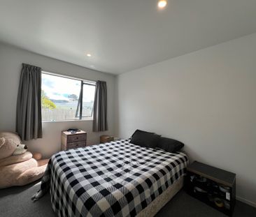 Wainuiomata 3 Bedrooms - Photo 5