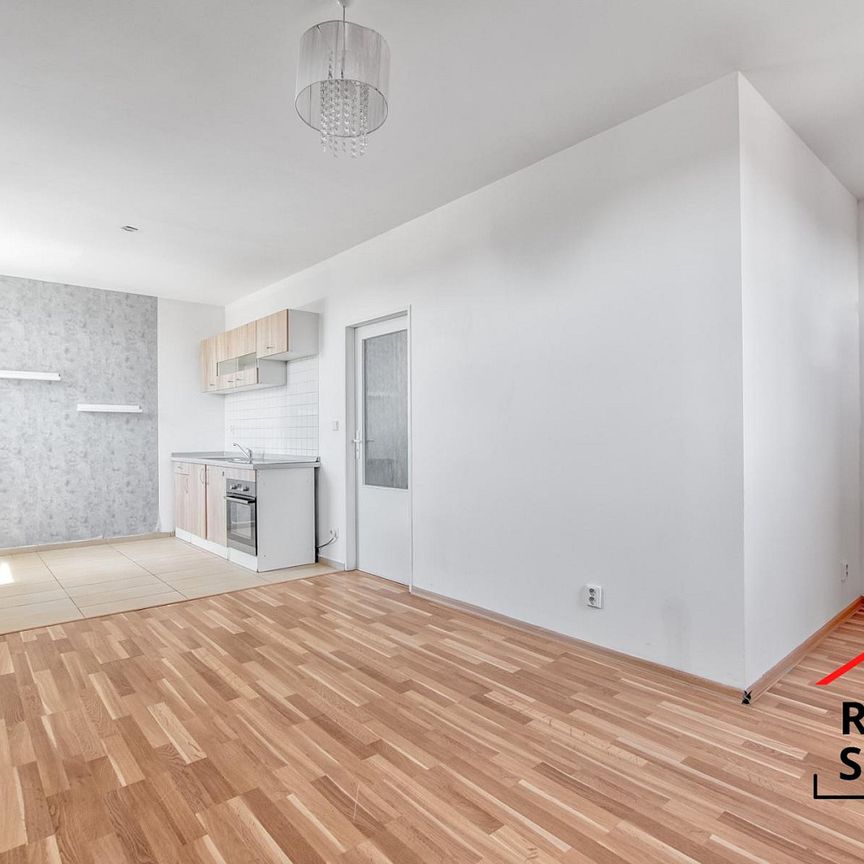 Pronájem bytu 2+kk 48 m² - Fotografie 1
