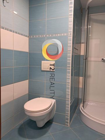 Pronájem bytu 1+kk 20 m² - Fotografie 3