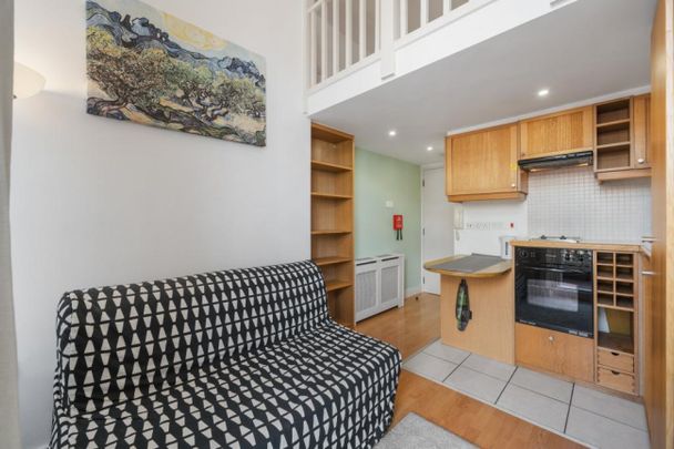 Fairholme Road, West Kensington, W14, London - Photo 1