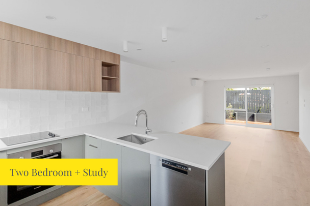 Stunning New Build Home on Claymore Street! - Photo 1