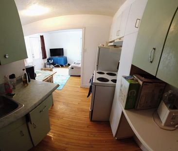 1 CH - 1 SDB - Québec - $895 /mo - Photo 3
