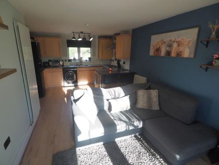 2 bedroom apartment to rent - Photo 2